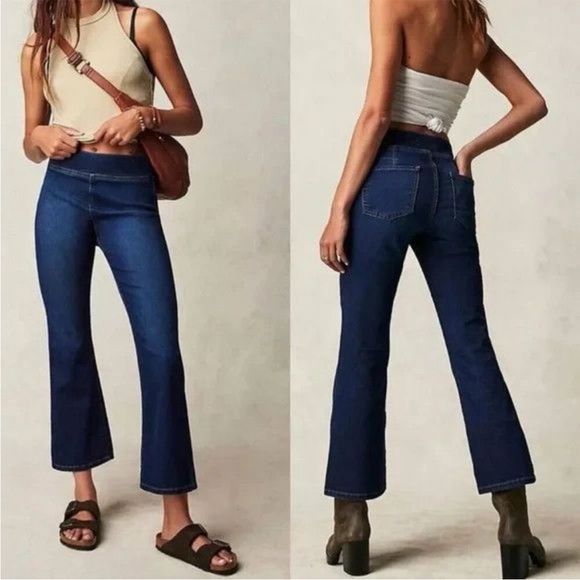 We the Free In My Feelings Cropped Slim Flare Jeans - Picture 1 of 12